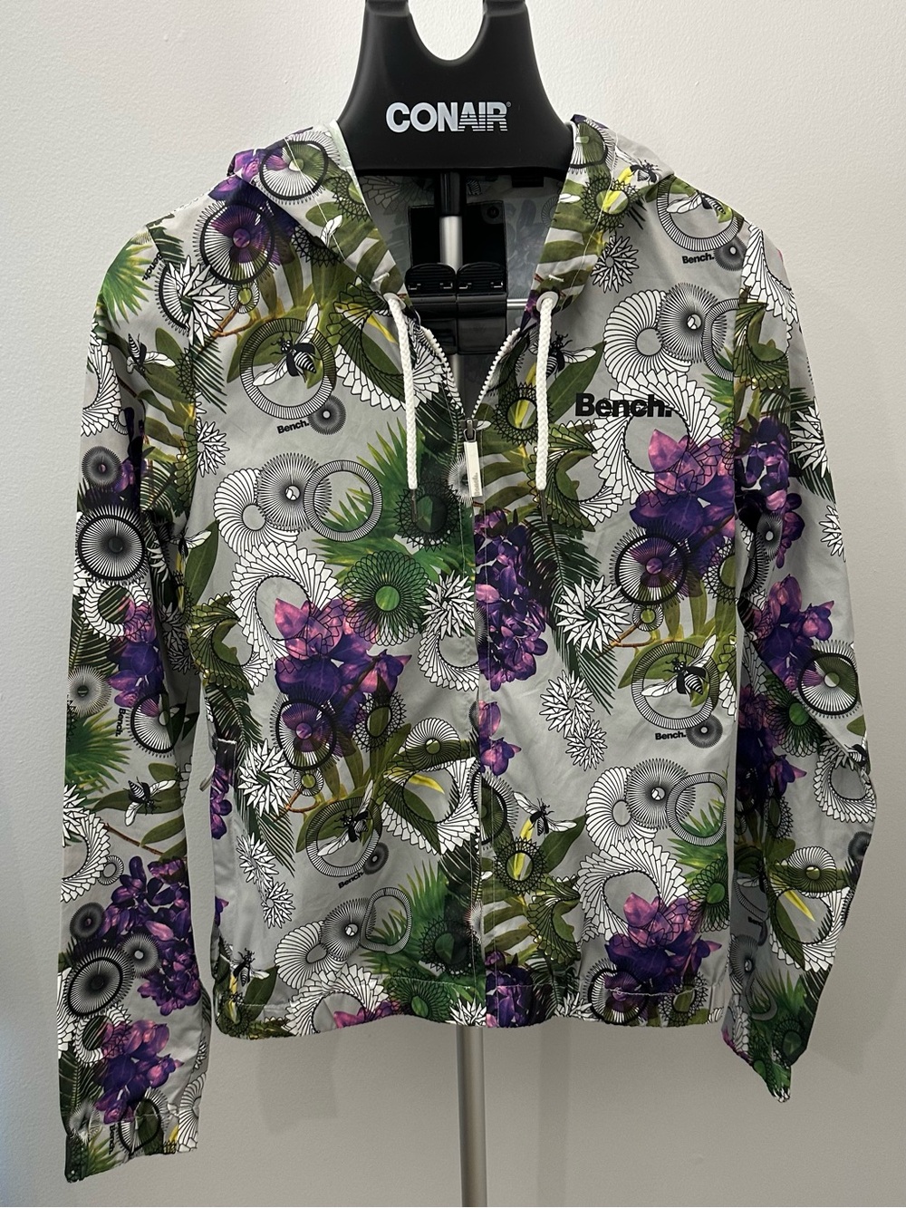 Bench Jacket With Hood